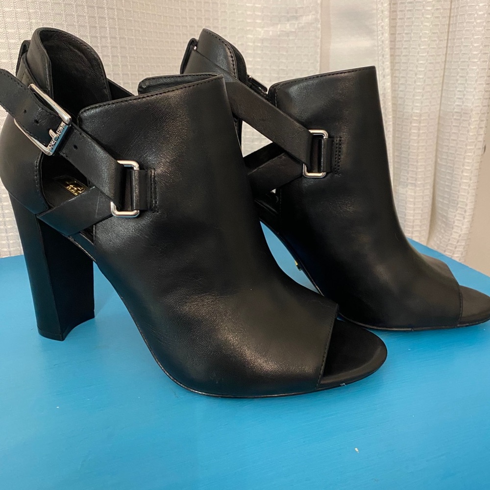 Lauren Ralph Lauren Kadence PeepToe Shooties